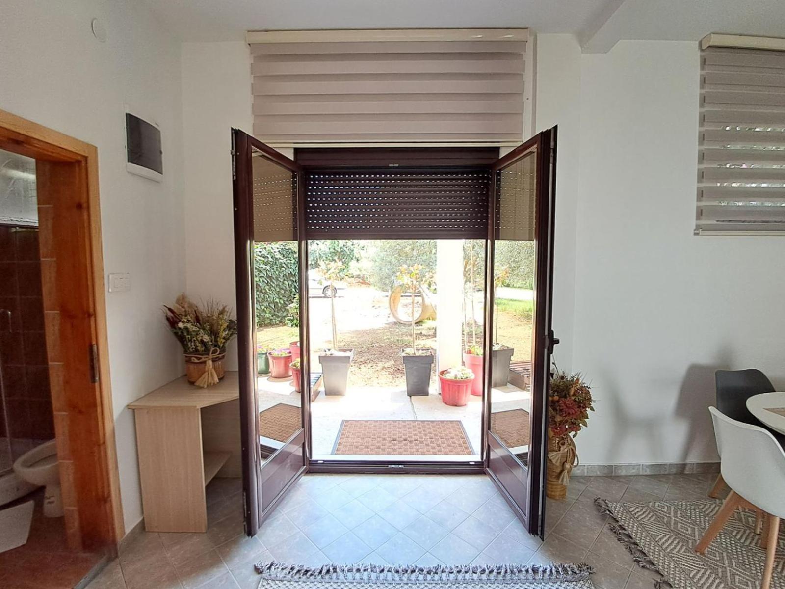 Olive Apartment Подгориця Екстер'єр фото